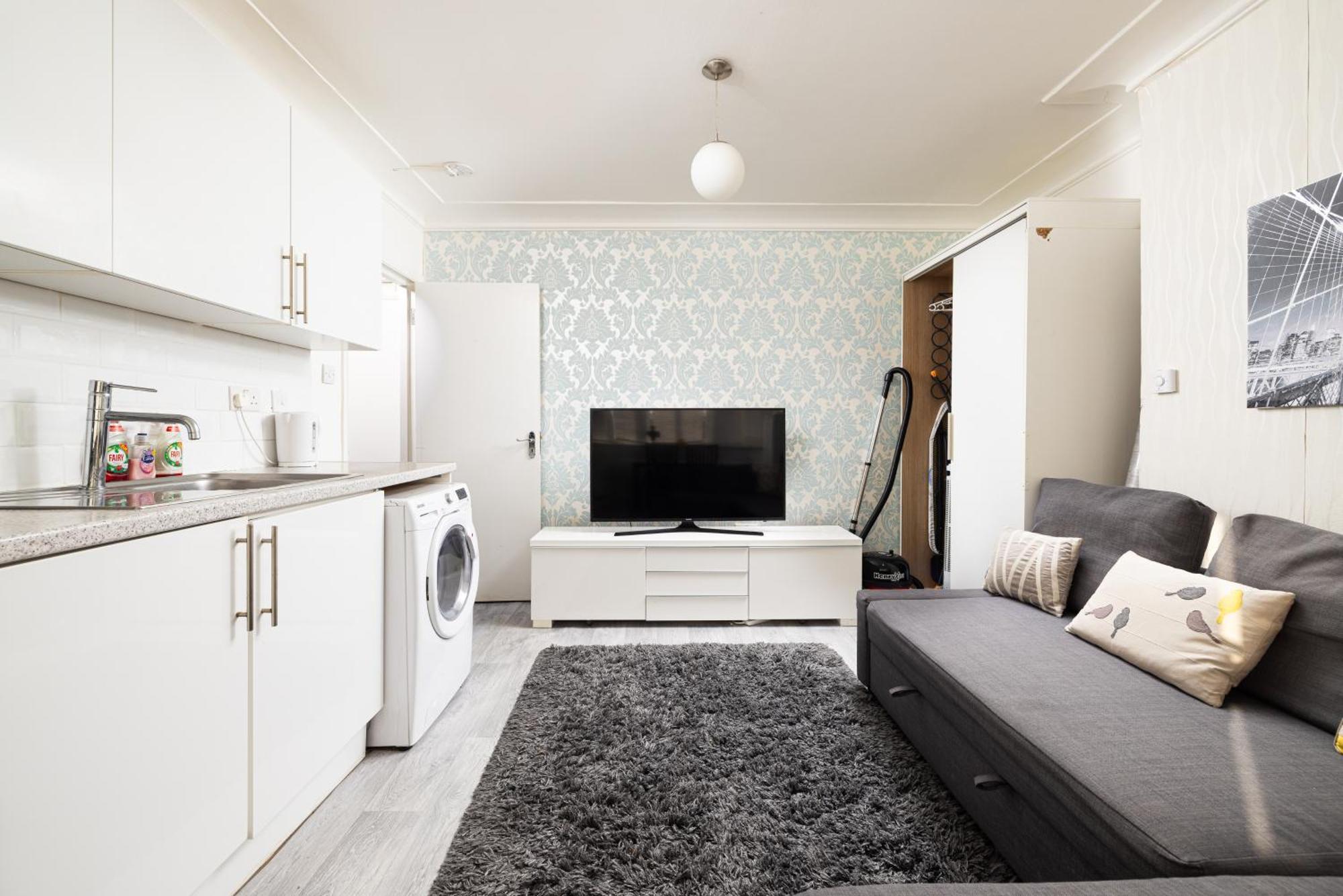 One Bedroom Apartment Opposite Brent Cross Station London Ngoại thất bức ảnh